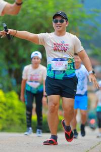 BIB: 8192
                            <button type="button" onclick="openModal(18878924)" class="btn btn-primary btn-sm float-right btn-popup" data-toggle="modal" data-target=".modal-high-quality">
                        <i class="fas fa-shopping-cart"></i> Add to Cart
                    </button>
                                            <button type="button" onclick="isThisMe(18878924, true)" class="btn btn-success btn-sm float-right btn-popup btn-isme hidden" data-toggle="tooltip" data-placement="bottom" title="นี่คือรูปของคุณใช่ไหม คลิกที่นี่เพื่อเอาเข้าอัลบั้ม">
                        <i class="fas fa-plus"></i> Add to album
                    </button>
                    <button type="button" onclick="isThisMe(18878924, false)" class="btn btn-warning btn-sm float-right btn-popup btn-isnotme hidden">
                        <i class="fas fa-ban"></i> Remove from album
                    </button>